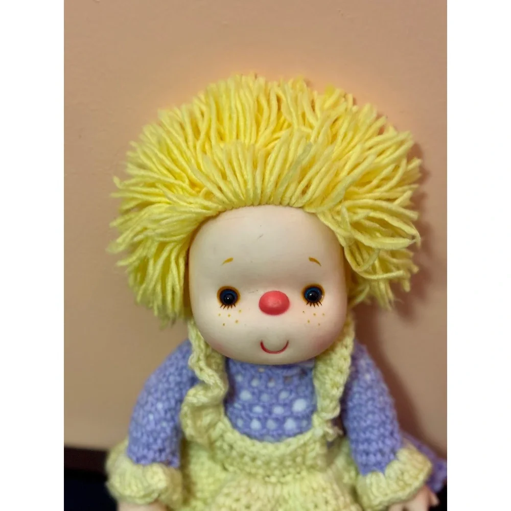 Vintage 1980s Handmade Crochet Doll Komfy Kids Style Vinyl Freckle Face